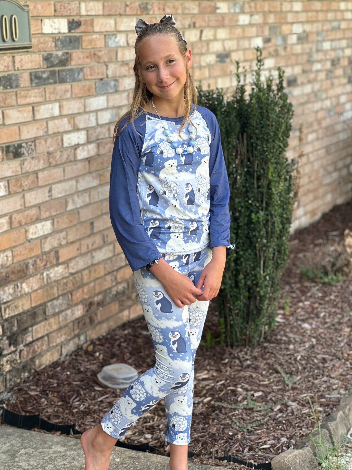 Polar bears and penguins leggings set