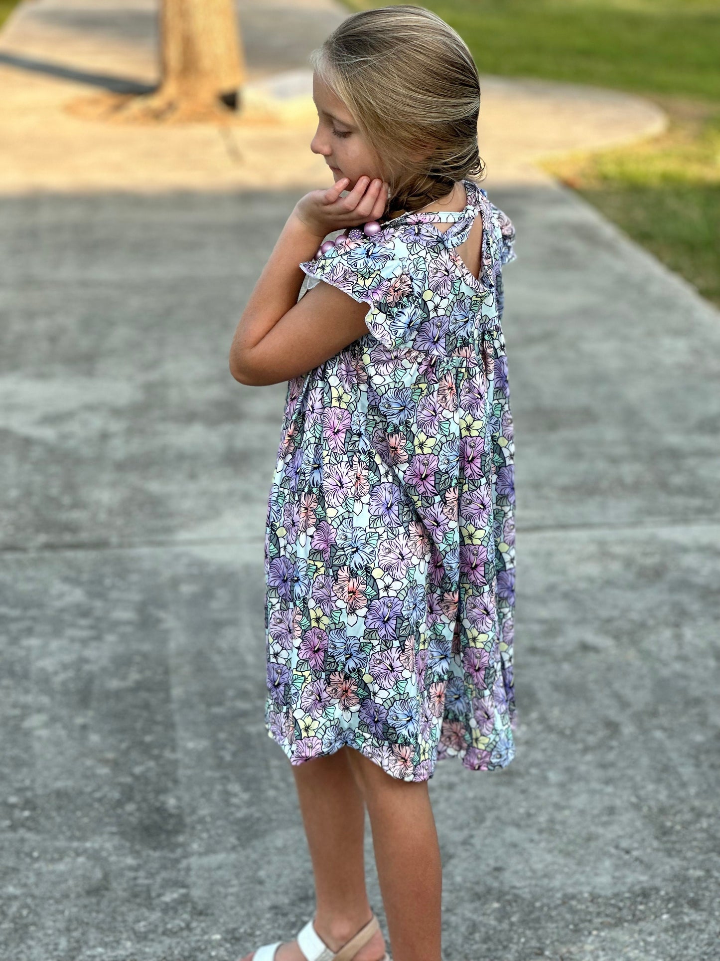 Floral tie up flow dress